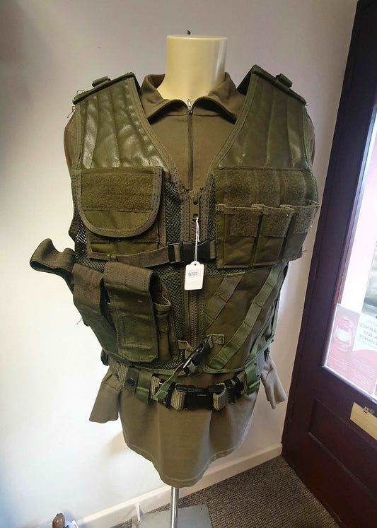 Mil-tec tactical vest