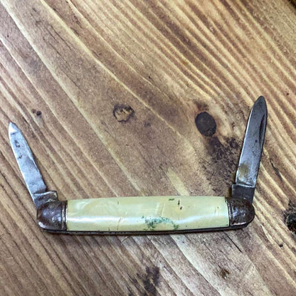 Vintage pocket knife #60