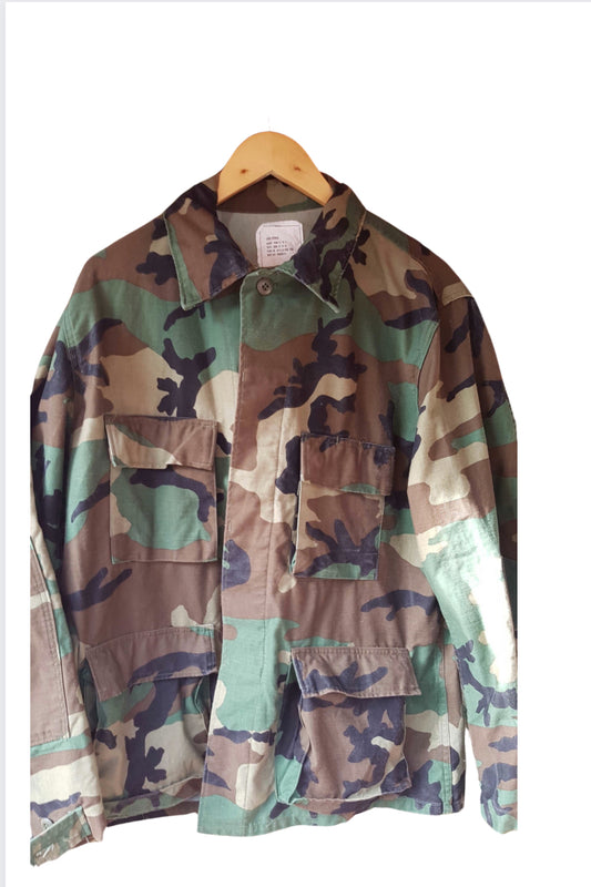 US Army Woodland Camouflage Field Jacket Size Large - regular